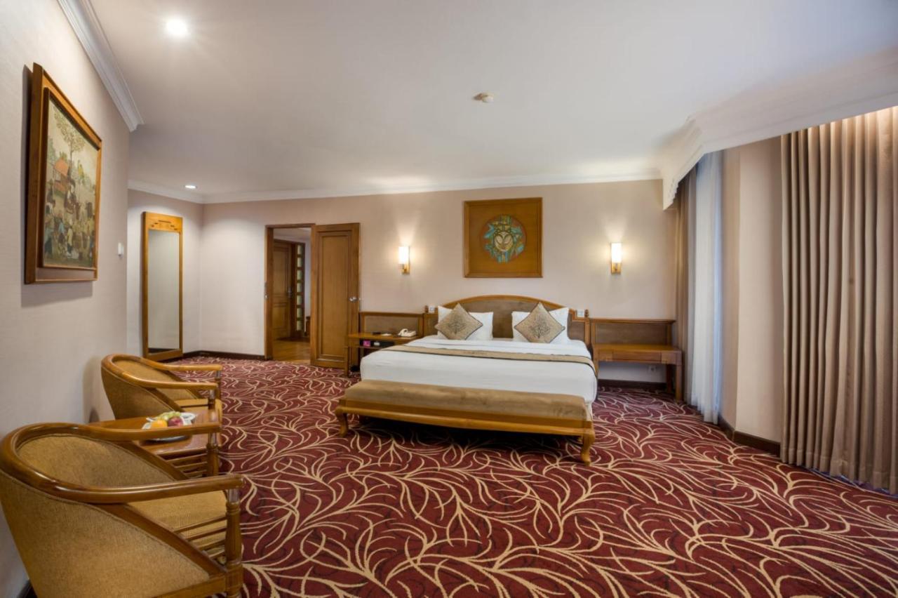 Grand Inna Malioboro Yogyakarta Exterior foto